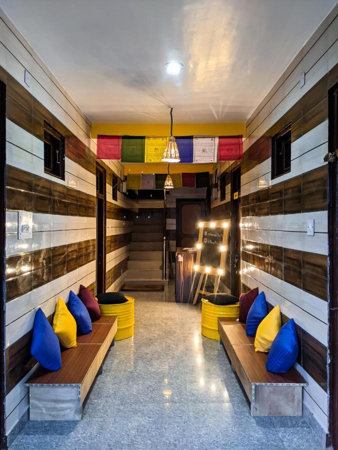 Nomads Hostel Tosh Exterior foto